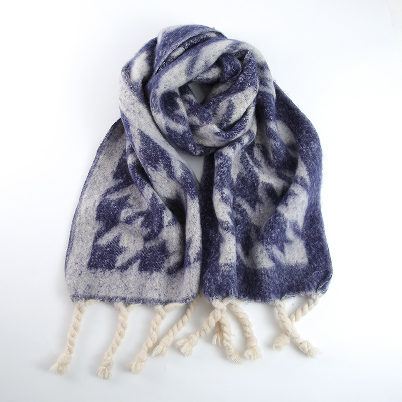Classic Design Thousand Bird Pattern Knitted Fringed Scarf